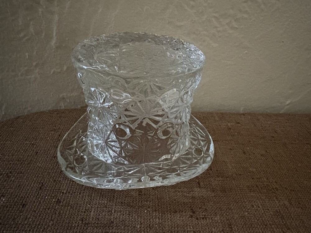 Vintage Fenton Clear Pressed Glass Top Hat Daisy & Button